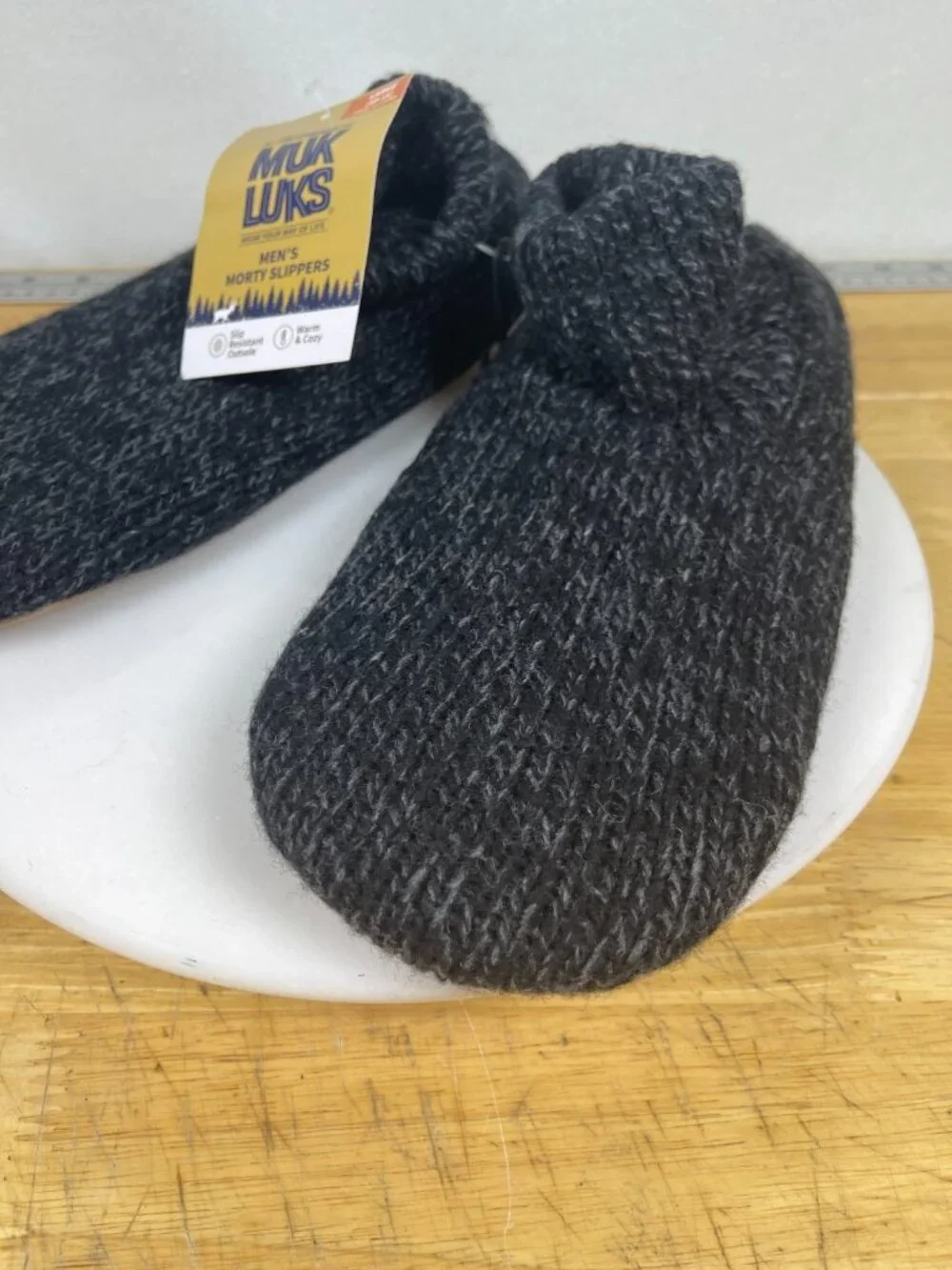 Muk Luks Morty Slippers Mens L 10-11 Black Knit Cozy Slip Resistant New